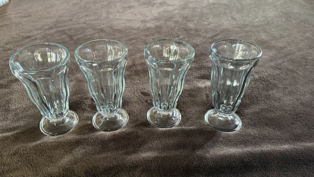 Set of 3 Vintage Anchor Hocking Clear Glass Soda Fountain Sundae Glasses